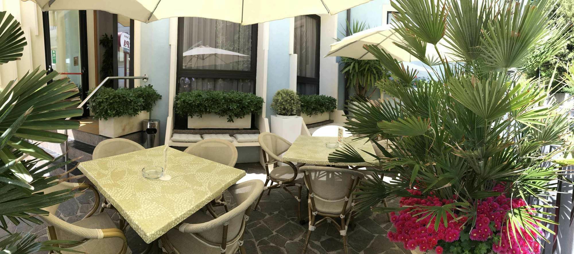 Hotel Arpa Rimini Extérieur photo